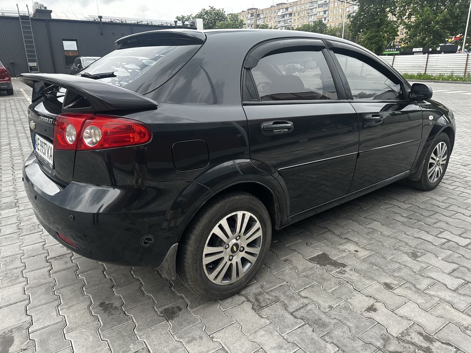 Chevrolet lacetti 2010г