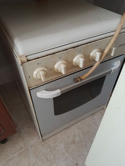 Furgão e moveis URGENT