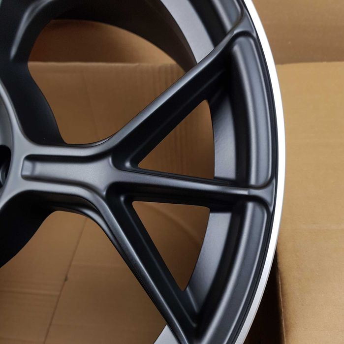 Диски На Авто R18 5x112 AMG Mercedes W211 W212 W213 CLA GLC CLS Vito