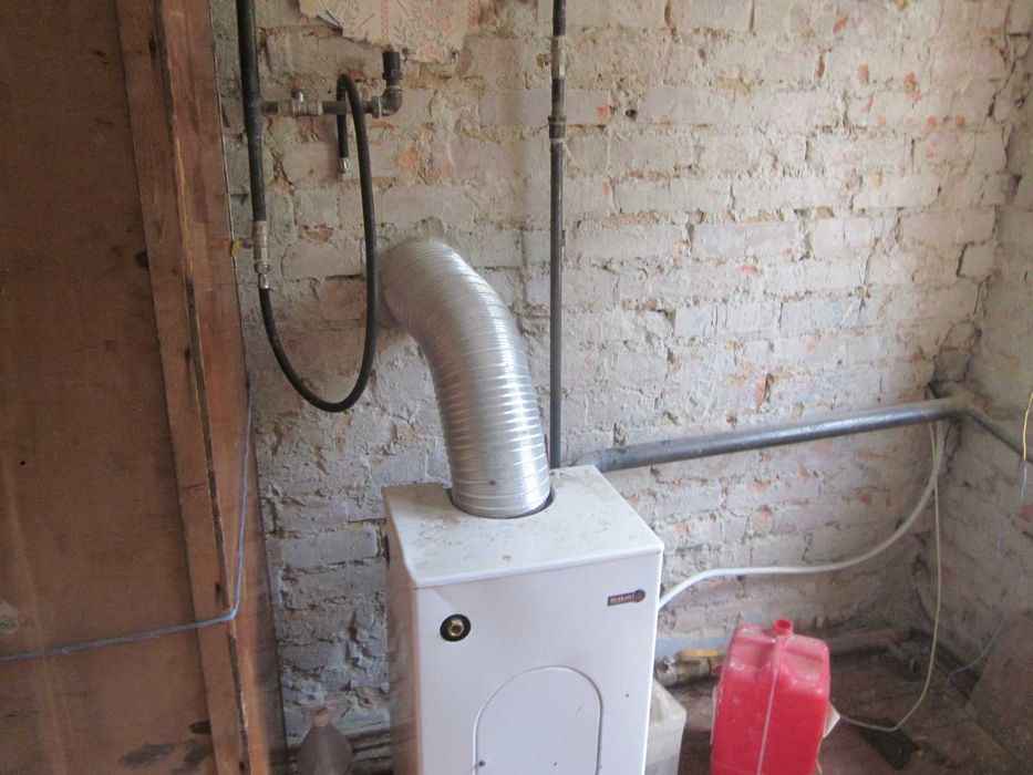 1-кімн.кв Кіровоградська обл., смт. Новгородка, вул. Дружби,118, кв. 7