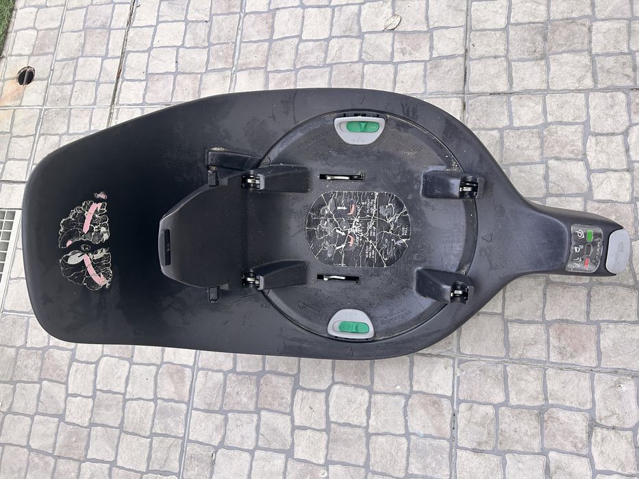 Vendo base Cybex