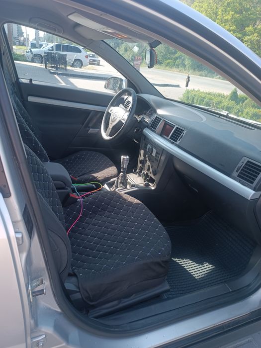 Продам автомобіль)