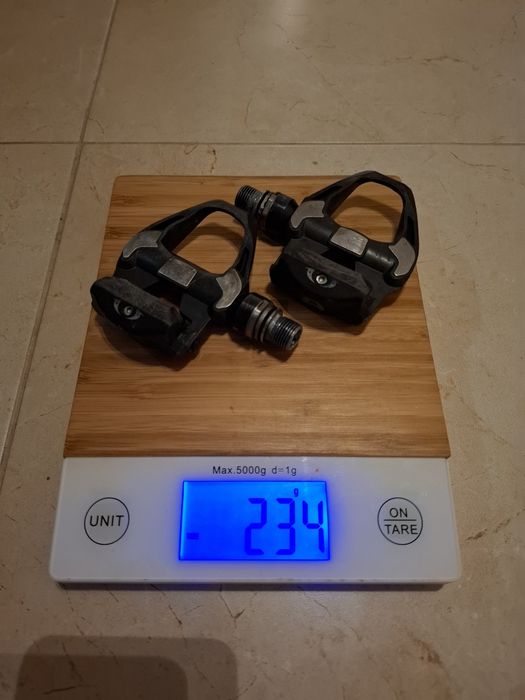 Pedais carbono Dura-Ace R9100