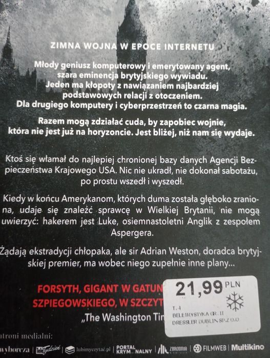 Frederick Forsyth FOX