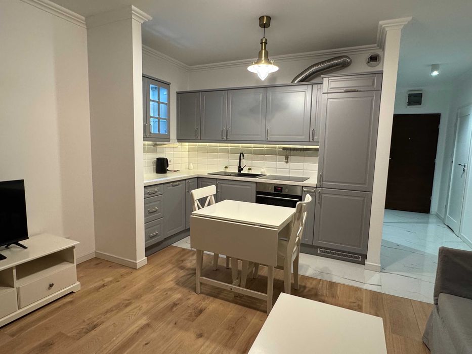 Mieszkanie 2-pok. 43 m2, ŻOLIBORZ, BEZPOŚR.