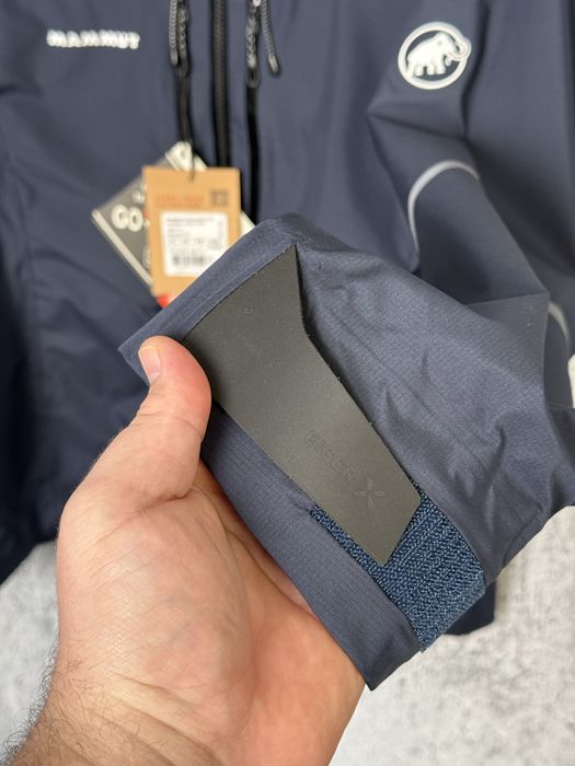 (Розмір S-M) Чоловіча трекінгова куртка Mammut Gore-Tex Pro Eiger Extreme мембрана