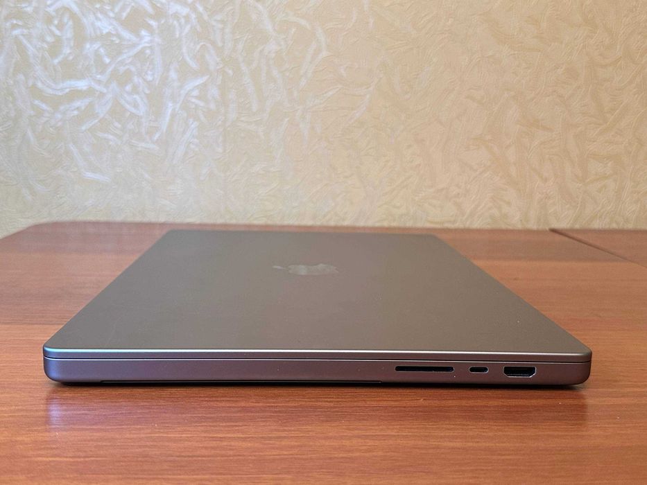 Macbook Pro 16 M1 PRO 32 512