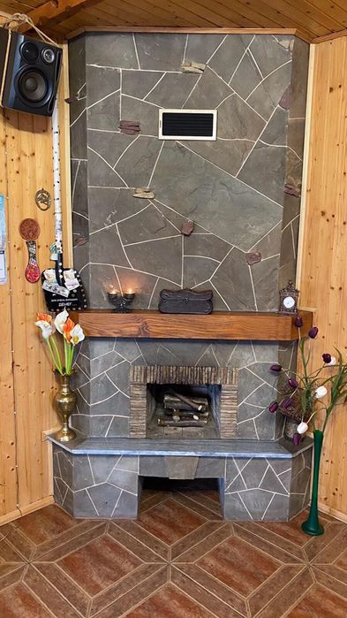 Продається котедж на 10 номерів у м. Яремче