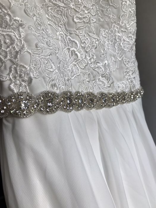 Suknia ślubna S/M 36/38 z ozdobnym paskiem koronka