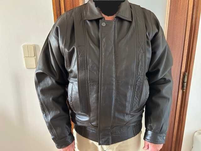 Blusão em Cabedal Castanho L/XL NOVO