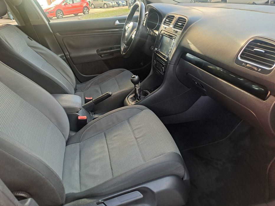 Vw Golf Variant 1.6 TDI HighLine 2011