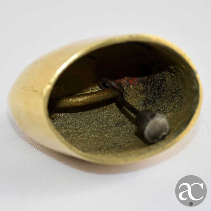 Campainha em bronze com banho dourado, em forma de chocalho