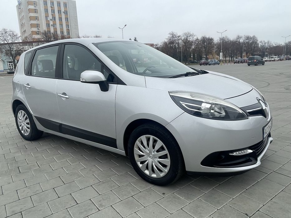 Renault Scenic 2013