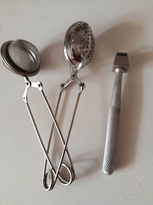 Ситечка для чаю та кави та відкривашка