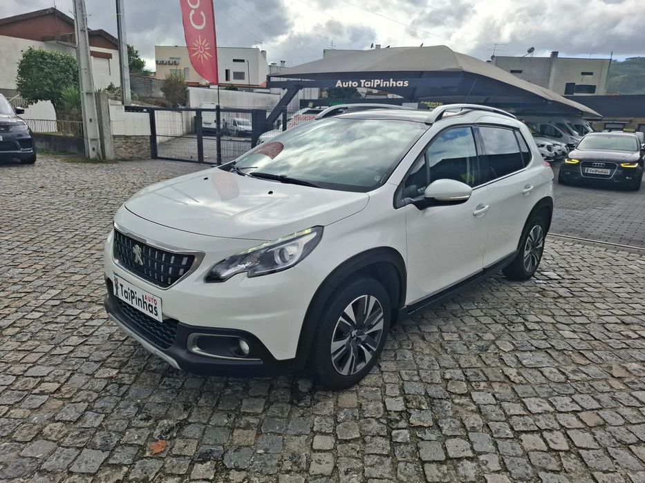 Peugeot 2008 1.2 PureTech Allure