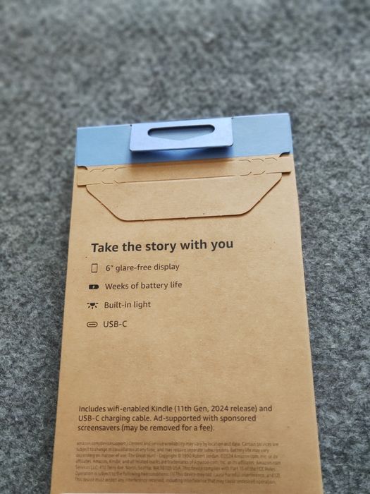 Amazon Kindle 2024, 16 Gb,6" 300ppi, (с підсвіткою)