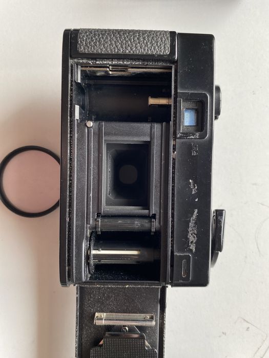 Minolta HI-Matic AF 2.8 38mm compacta olympus contax