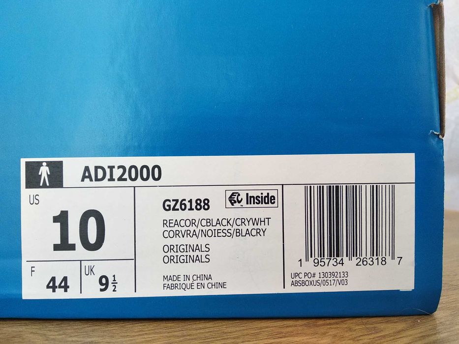 Кросівки Adidas Adi2000. Розмір 44