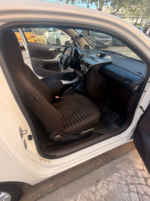 Toyota IQ 2011 Automático