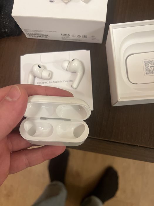 Продам наушни airpods 3 pro