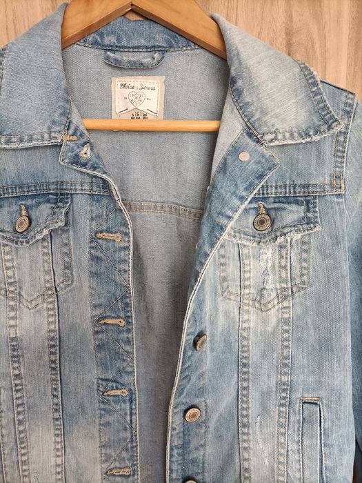 Jasnoniebieska kurtka jeansowa S 36 Stradivarius