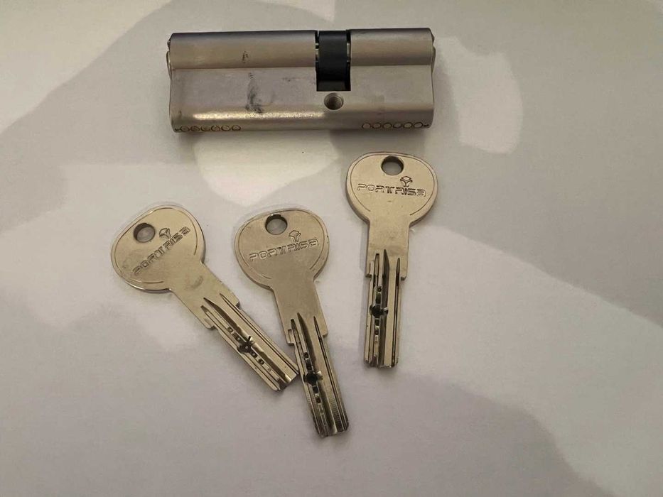 Fechadura Portrisa c/ 3 chaves
