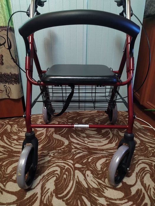 Ролатор PR881 Karadeniz Medikal