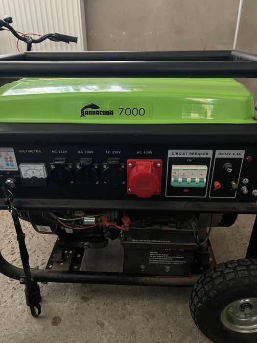 Продам генератор 7 кв 3 фази