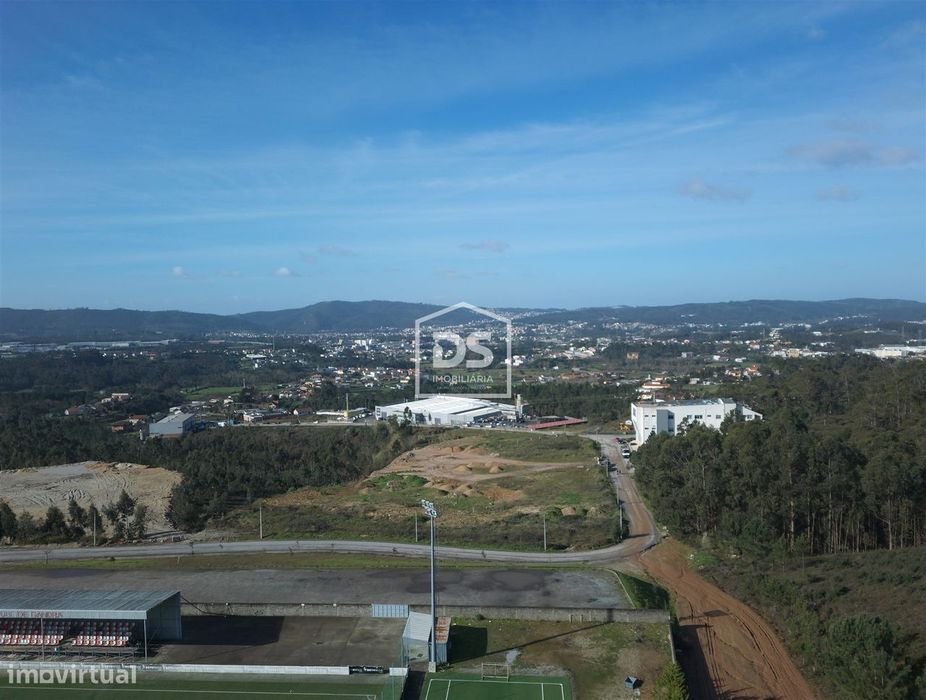 Land for Sale in Paredes, Paredes