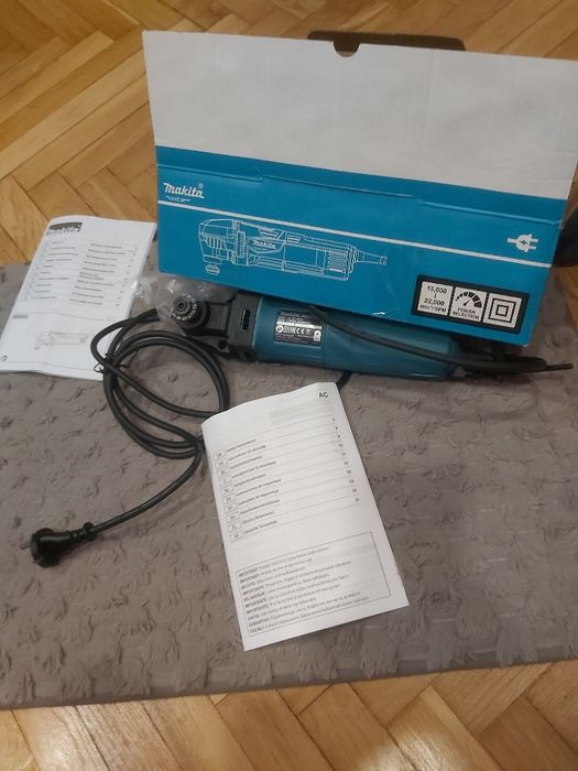MAKITA Wielofunkcyjne narzędzie 200W M9800B
