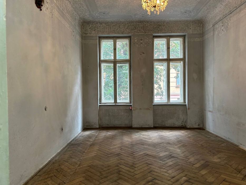 Продаж 3-кімнатної квартири, вул. Михайла Коцюбинського, 10, Львів.
