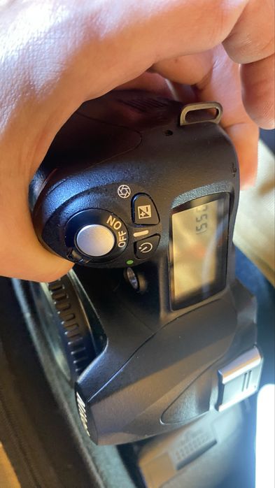 Продам Nikon D50 (kit)