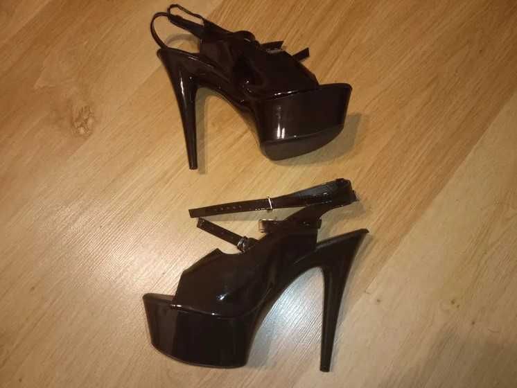 116/ OD RĘKI pole dance sandały platformy szklanki czarne 41 obcas 15