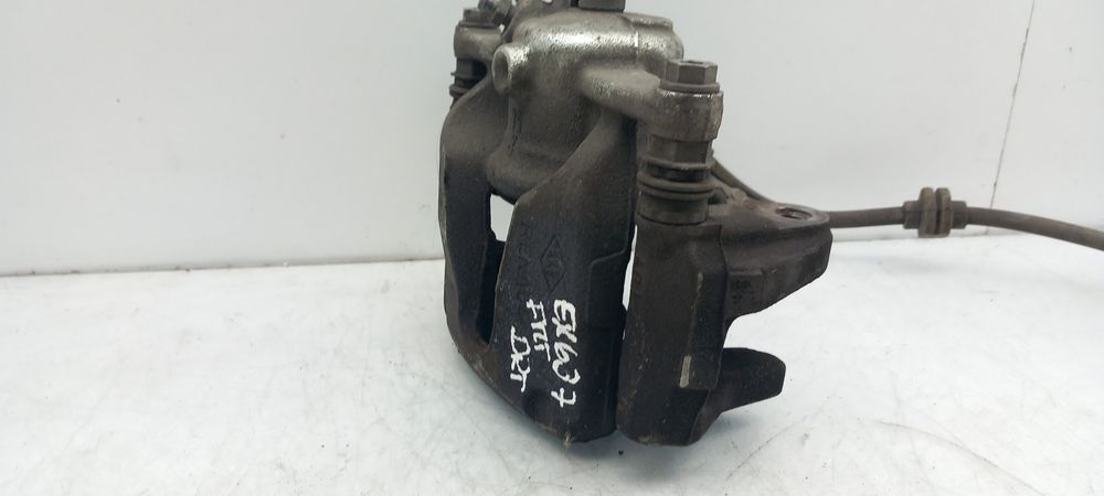 Pinça travão / maxila de travão frente direita RENAULT Megane IV (B9A/