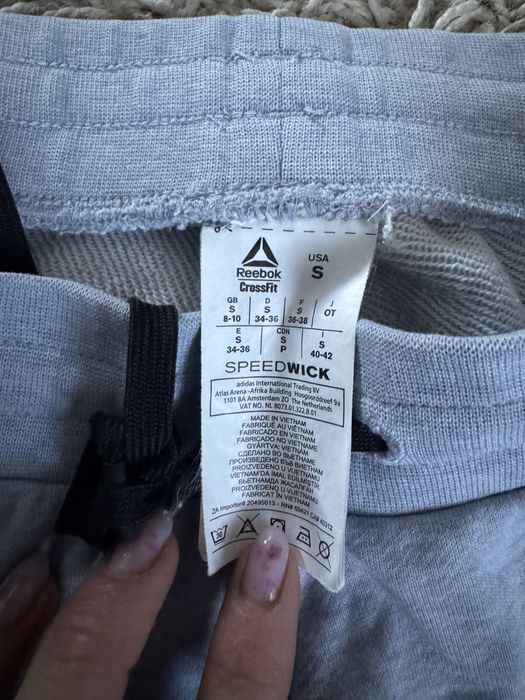 Reebok костюм розмір S