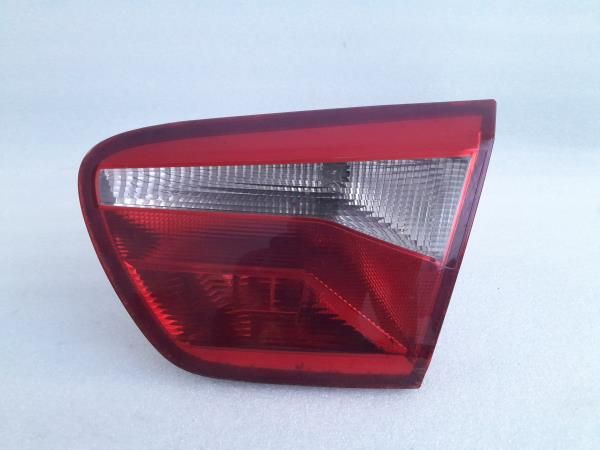 Farolim direito SEAT Ibiza IV ST (6J8, 6P8)