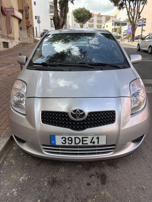 carro usado toyota yaris