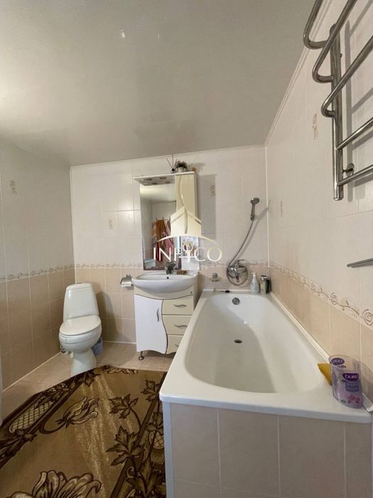 Будинок на продаж