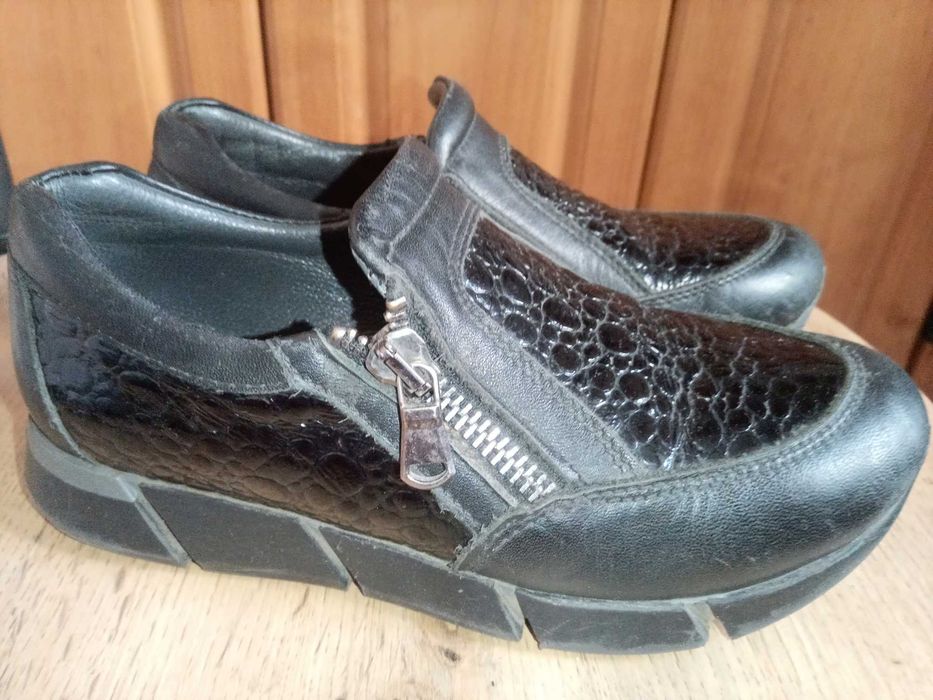 Туфли весенние р. 30 кожаные для девочки