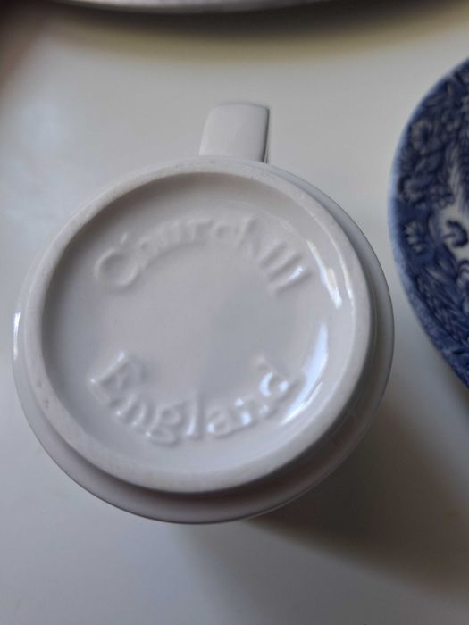 Filiżanka do espresso sygnowane Churchill England vintage