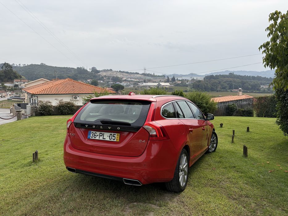 Volvo V60 D4 181cv Summum