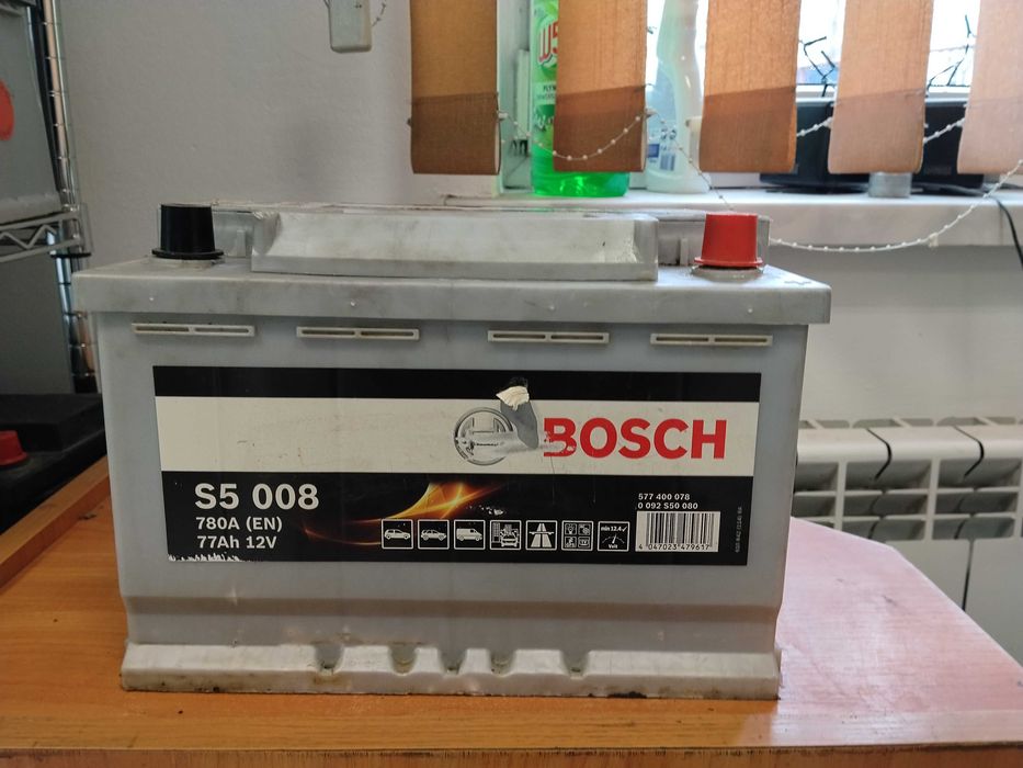 Akumulator BOSCH 77Ah 680A (EN) - 12V