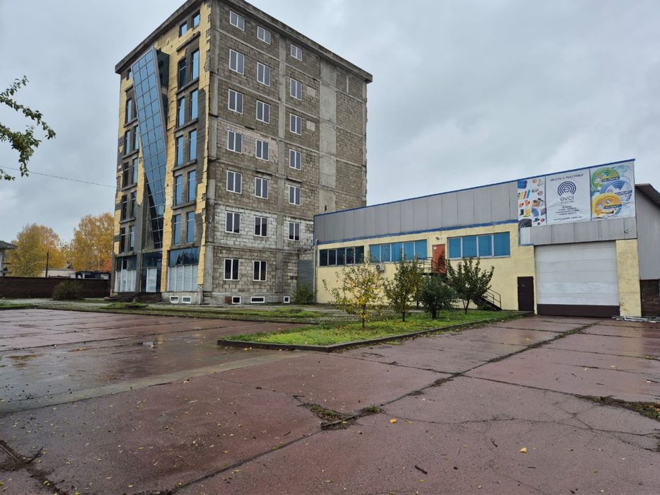 Продаж комерційноі нерухомості