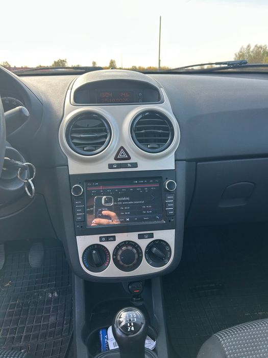 Opel Corsa niski przebieg