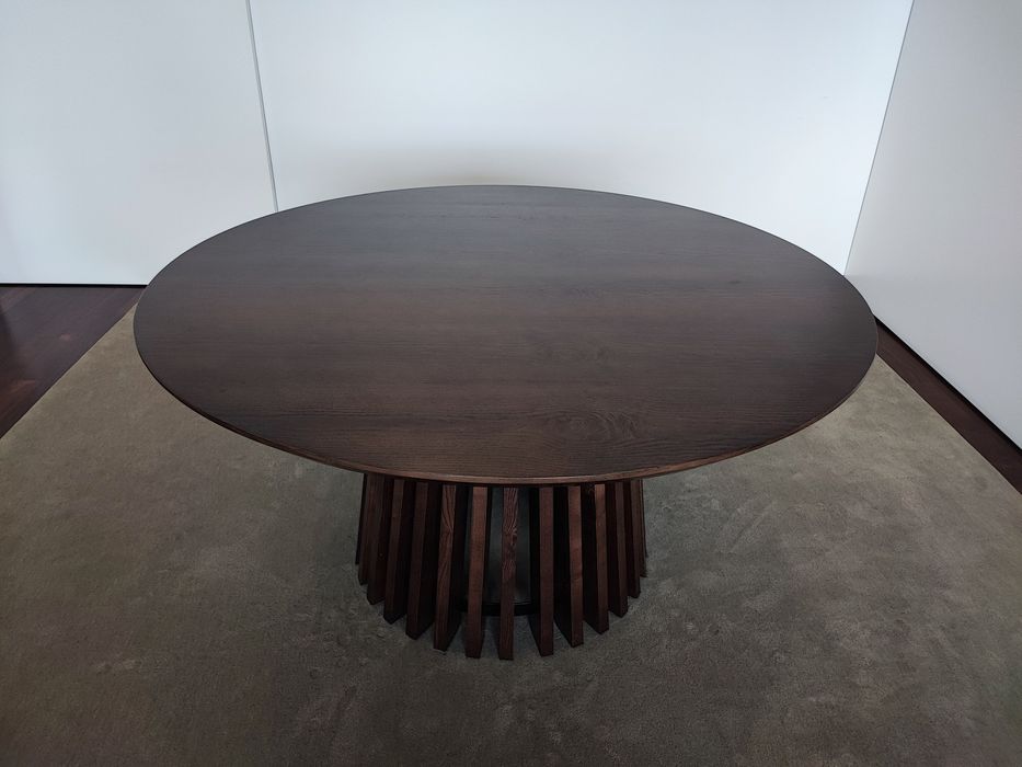 Mesa de jantar redonda