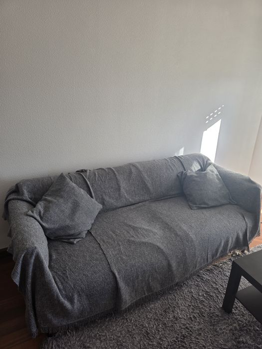 Sofá IKEA ÄPPLARYD – 3 lugares – Cinzento/Preto