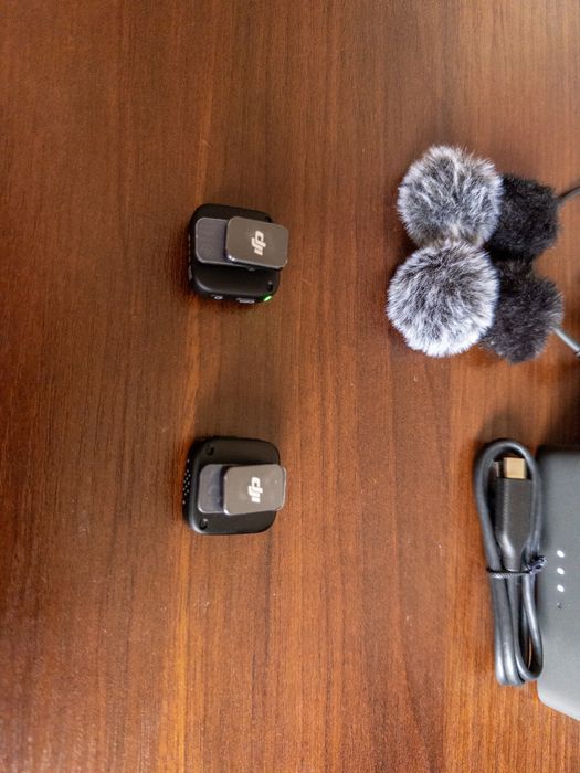 DJI Mic Mini (2 передатчика + 1 приёмник + кейс)