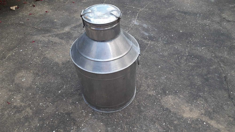 Bidons azeite antigos em inox