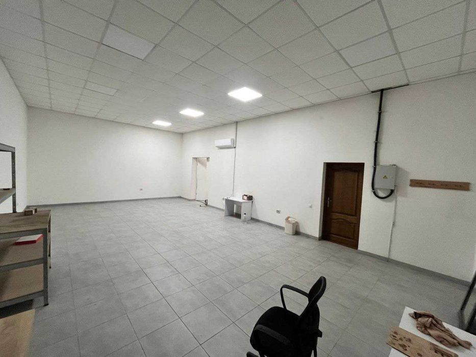 Оренда приміщення Ювілейний, вул. Небожинського (280 м.кв)