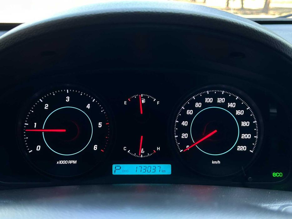 Продається надійний, просторий сімейний кросовер Chevrolet Captiva